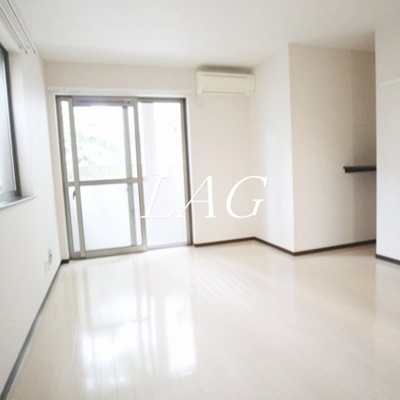 【居間・リビング】 | フラット富士見台 | 洋室のお部屋です。