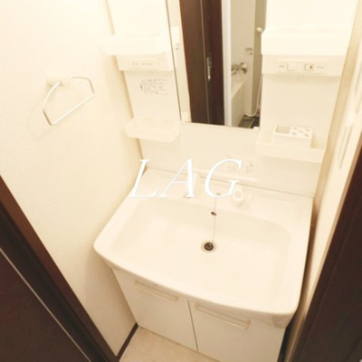 【洗面所】 | フラット富士見台 | 独立洗面台です。