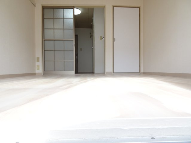 フォーブル平成の洋室