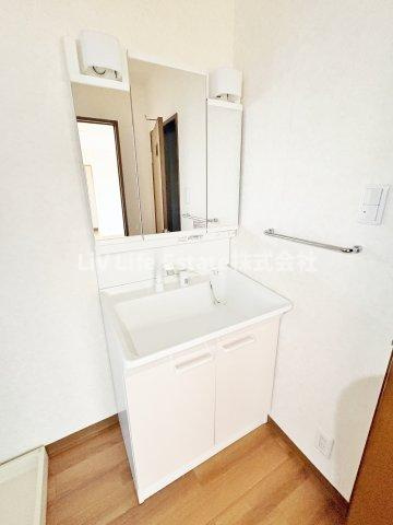 ウメジュネスの洗面所