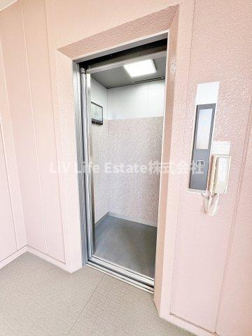 ウメジュネス