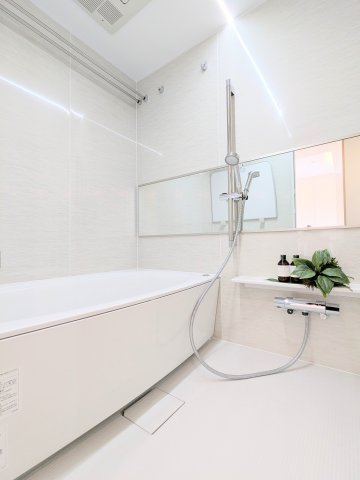 クレッセント東京ヴュータワーの浴室|～バスルーム写真～
