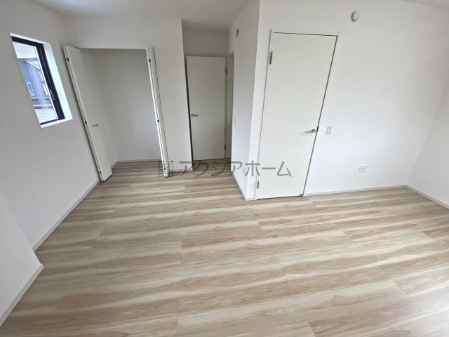 所沢市中新井3丁目・全2棟　新築一戸建　2号棟の子供部屋|2F洋室6.0帖+4.5帖