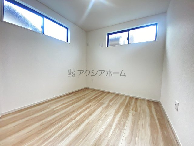 所沢市中新井3丁目・全2棟　新築一戸建　2号棟の洋室|2F洋室5.2帖