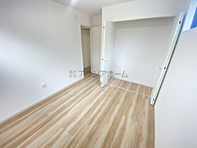 所沢市中新井3丁目・全2棟　新築一戸建　2号棟の洋室|2F洋室5.2帖