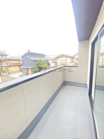 所沢市中新井3丁目・全2棟　新築一戸建　2号棟のバルコニー