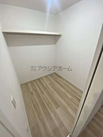 所沢市中新井3丁目・全2棟　新築一戸建　2号棟の収納|1Fホール収納
