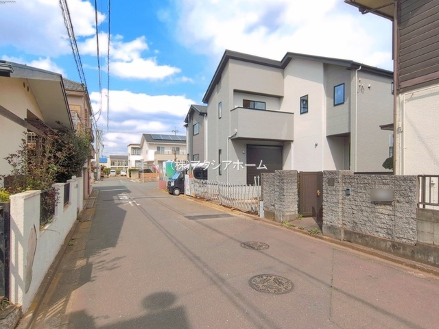 所沢市中新井3丁目・全2棟　新築一戸建　2号棟の前面道路含む現地写真|現地写真（2026年4月6日撮影）