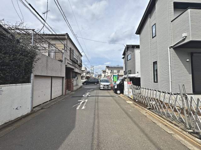 所沢市中新井3丁目・全2棟　新築一戸建　2号棟の前面道路含む現地写真|現地写真（2026年4月6日撮影）