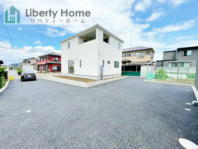 境町第5　新築戸建　2号棟の駐車場
