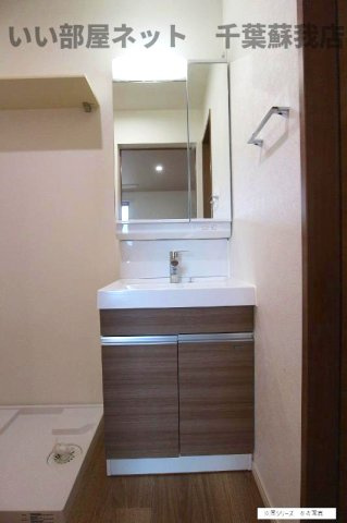 REGALEST 千葉駅の洗面所|スペースが確保できる洗面所です