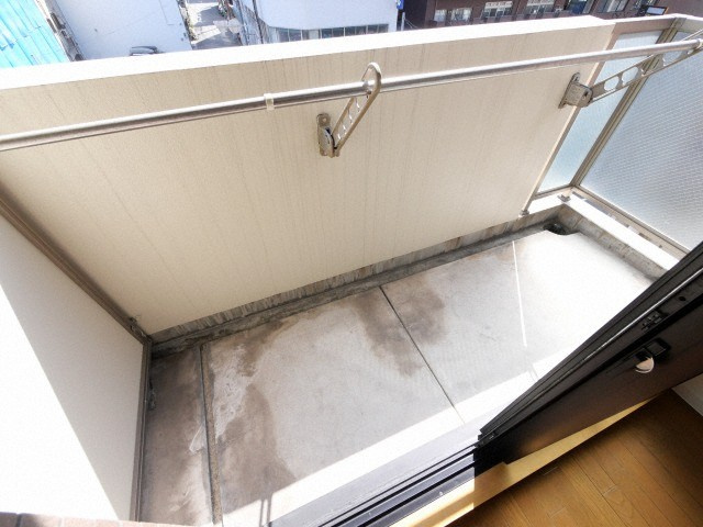 ブリリアントコート心斎橋イーストのバルコニー