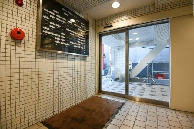 ライオンズマンシヨン白山駅前のロビー