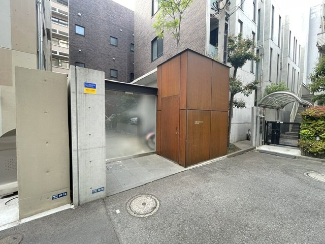 デュフレベース南麻布のエントランス