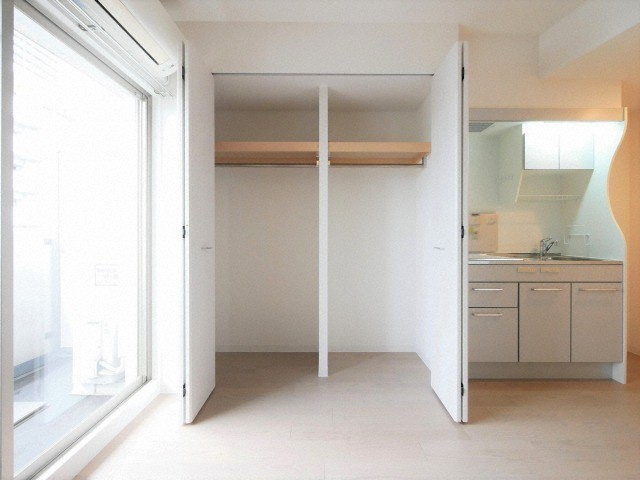 大阪市浪速区元町１丁目の賃貸マンションの収納