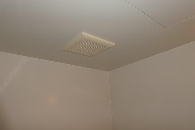 グランシード三宅の浴室|浴室換気扇