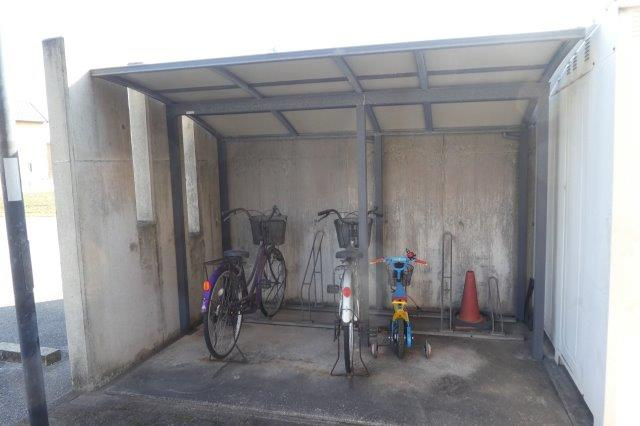 グランシード三宅のその他共用部分|自転車置き場