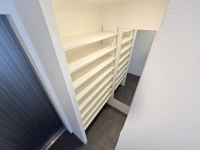 エル・セレーノ新大阪北の収納