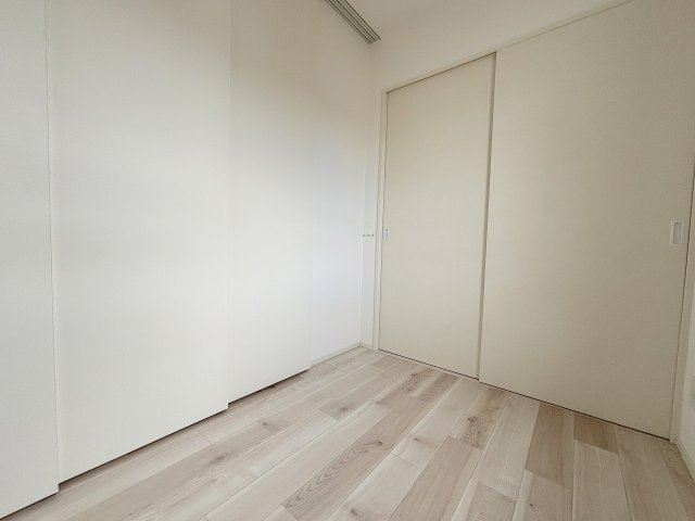 エル・セレーノ新大阪北の洋室