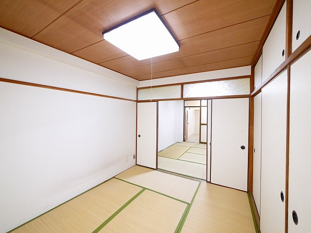 東海マンションの和室
