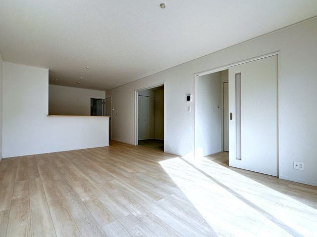 神戸市西区王塚台7丁目新築戸建７号棟の居間・リビング