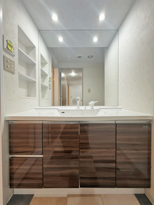 【三井不動産旧分譲タワーマンション】パークタワー台原の洗面所