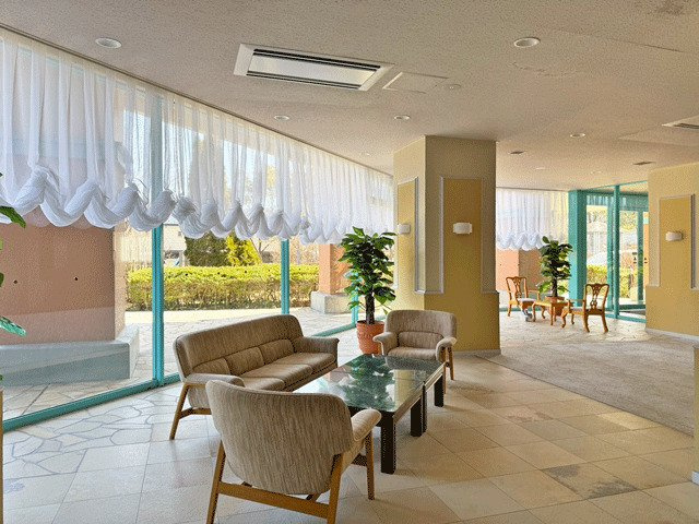 【三井不動産旧分譲タワーマンション】パークタワー台原のエントランス