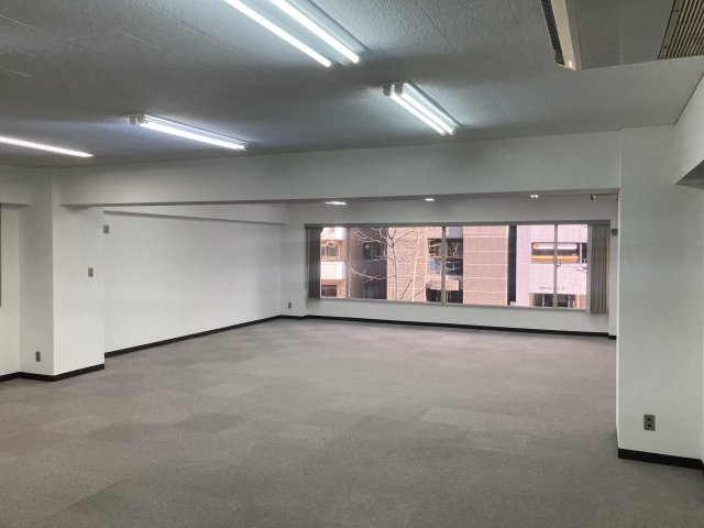 興亜第二ビル　2Fの内装