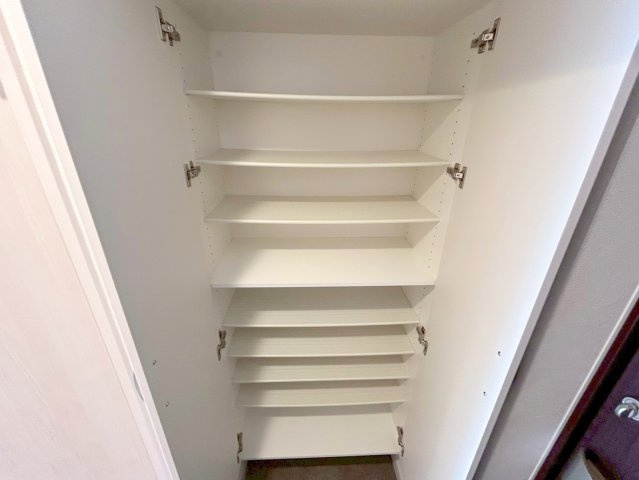 プレサンスNEO上新庄PRIMECRUISの収納