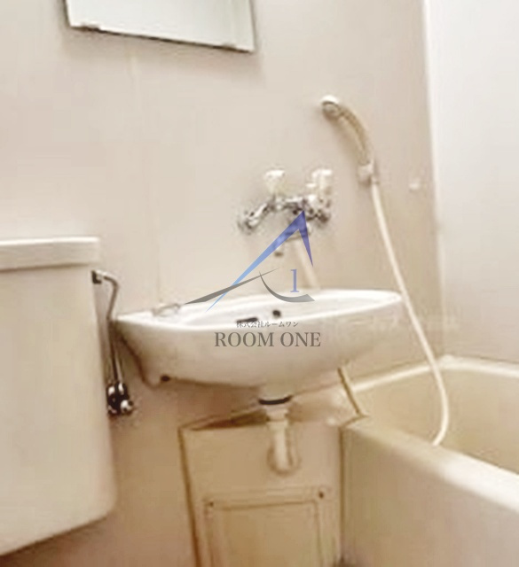 リバティヒルズ八幡山の洗面所|洗面台です。