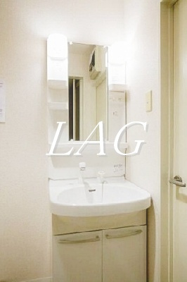 【洗面所】 | 成加パラシオン | 洗面台です。