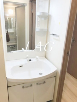 【洗面所】 | ライジングプレイス西浅草 | 洗面台です。