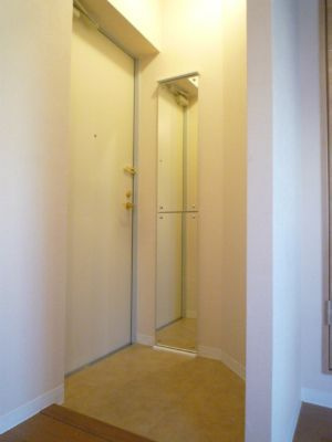 まんどーろの玄関