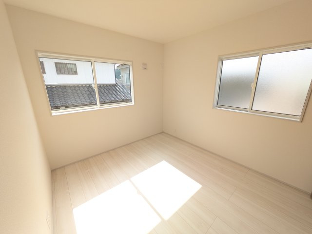 土浦市天川2丁目6期　新築戸建の洋室