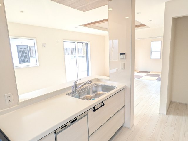 土浦市天川2丁目6期　新築戸建の居間・リビング