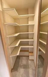 【収納】 | 赤門ロイヤルハイツ | 便利な収納スペースです