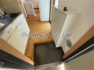 【玄関】 | コモドパラッツォ