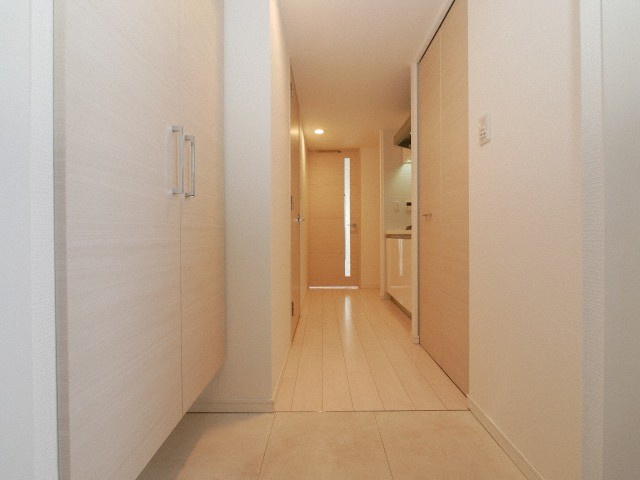 エスレジデンス北浜の玄関