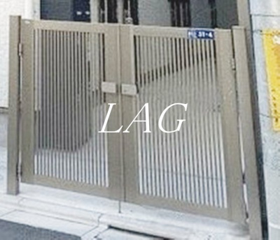 【エントランス】 | Lares Ａ | エントランスです。