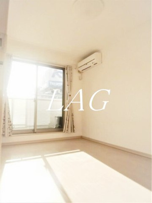 【居間・リビング】 | Lares Ａ | 洋室のお部屋です。