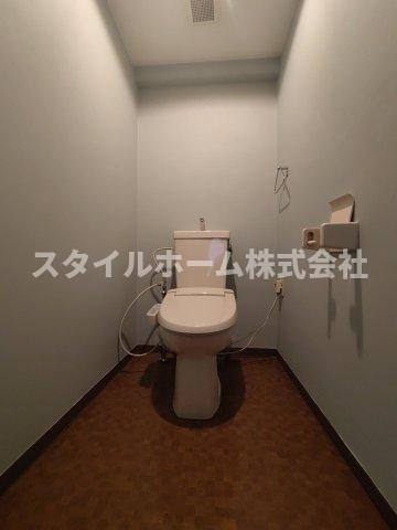 ウイングコートエトワール萩山のトイレ