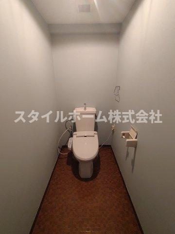 ウイングコートエトワール萩山のトイレ