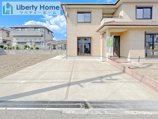 日立市東大沼町2丁目　中古戸建の駐車場