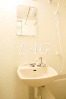 【洗面所】 | アロマグレイス | 洗面台です。