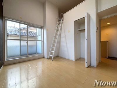 【居間・リビング】 | プリメーラ中村公園 | ゆったりとしたリビングです