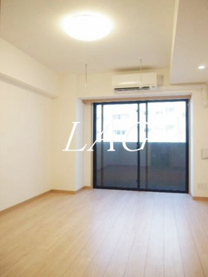 【居間・リビング】 | ルーブル泉岳寺前 | 洋室のお部屋です。