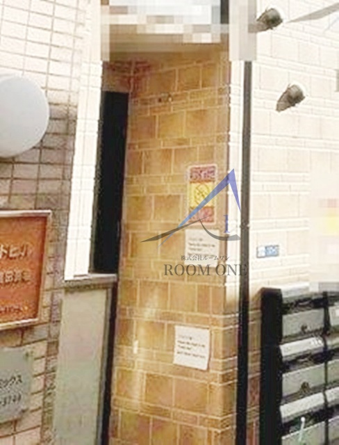 アーバンプレイス高田馬場駅前Bのエントランス|エントランスです。