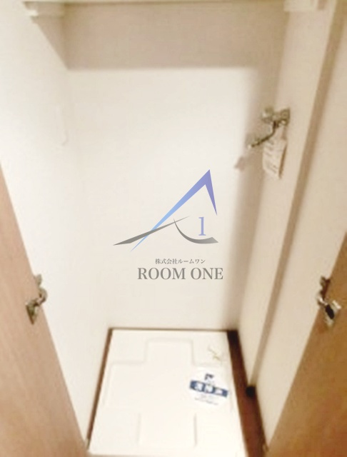 スカイコート神田第５の設備|洗濯機置き場です。