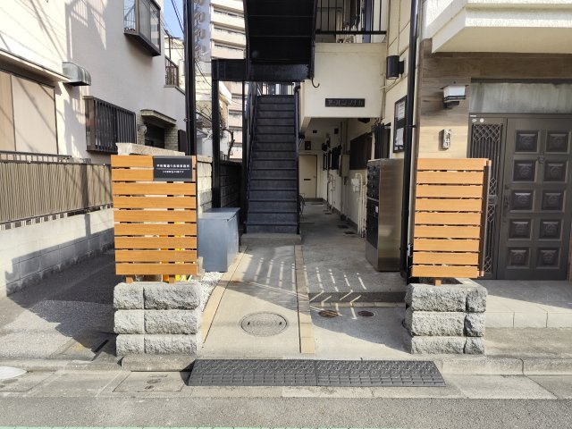アーバンノナカのエントランス