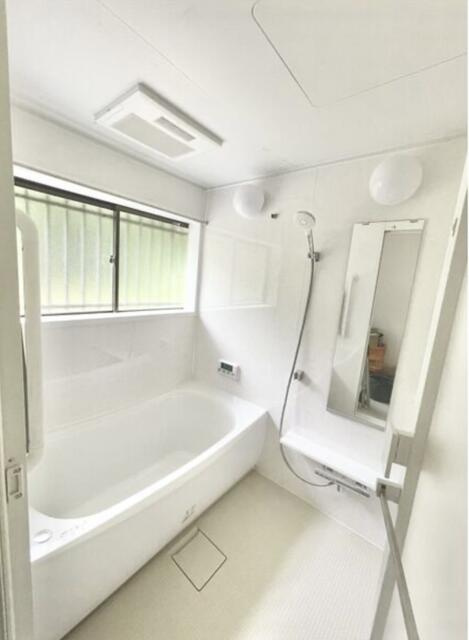 犬山市　2世帯アパートの浴室